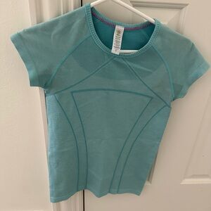 Light Blue ivivva short sleeve swiftly tech.